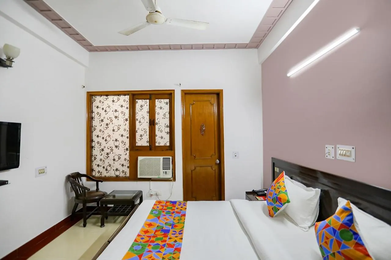 גורגאון Fabhotel Traika Inn